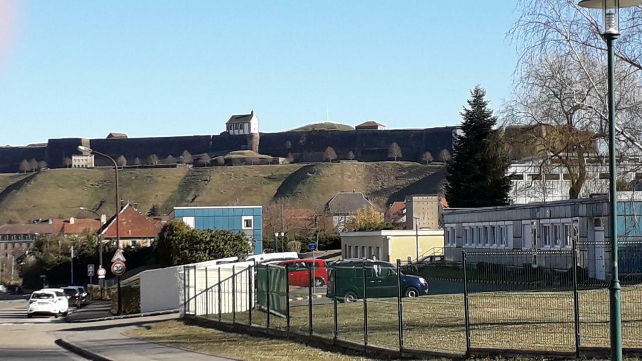 A L'Ombre De La Cascade Apartamento Lemberg Exterior foto